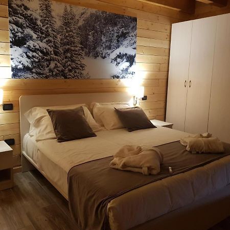 Lorica Suite Lago Bagian luar foto