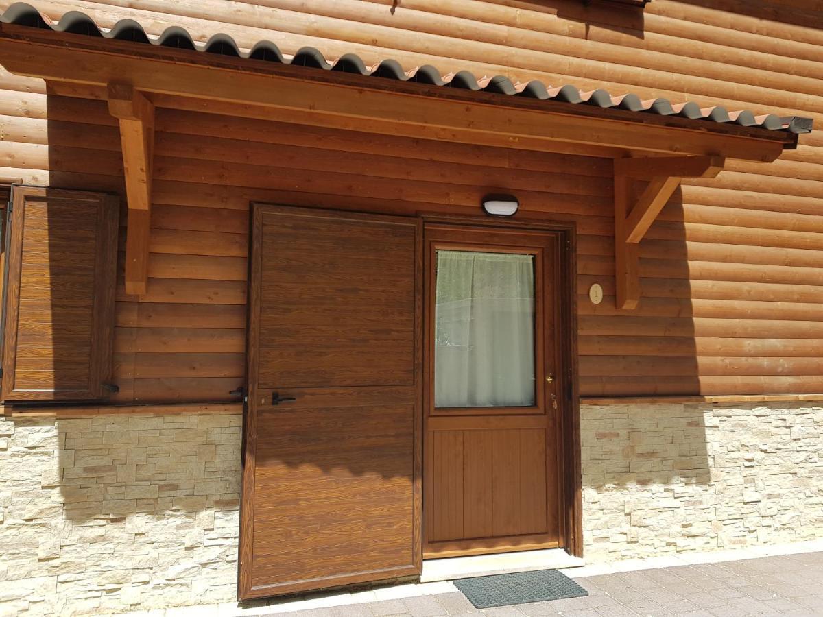 Lorica Suite Lago Bagian luar foto