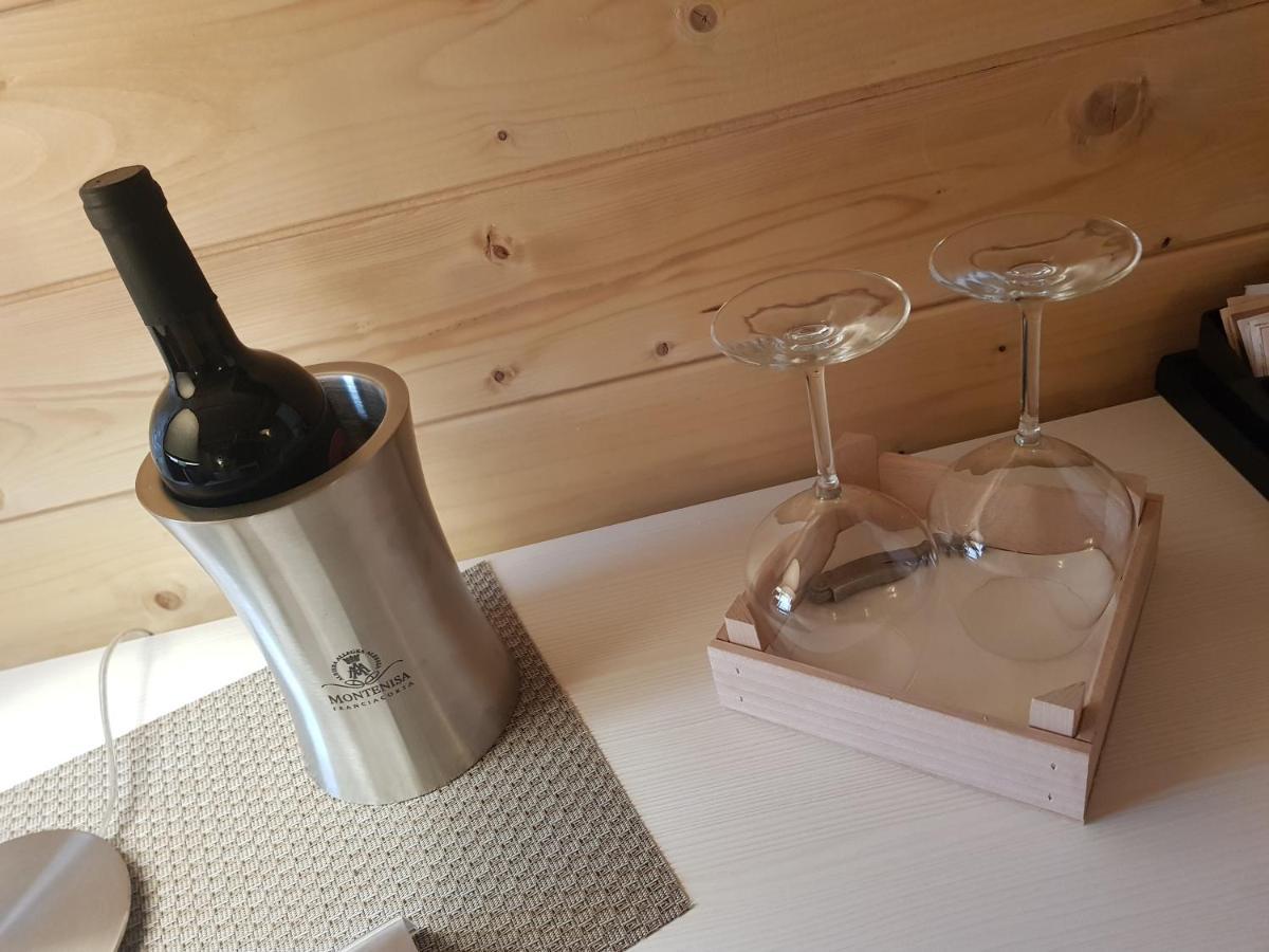 Lorica Suite Lago Bagian luar foto