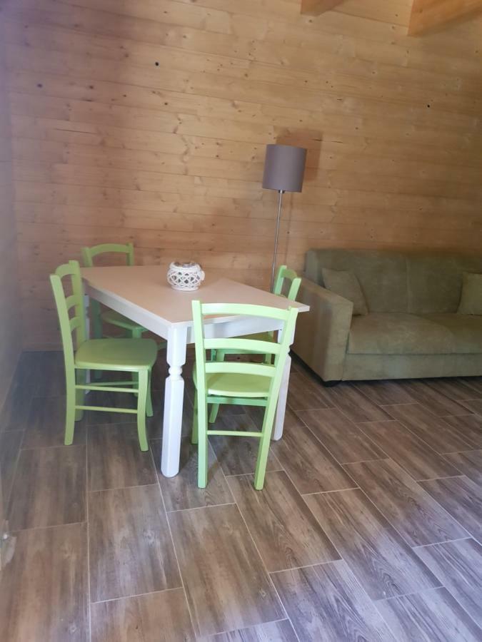 Lorica Suite Lago Bagian luar foto