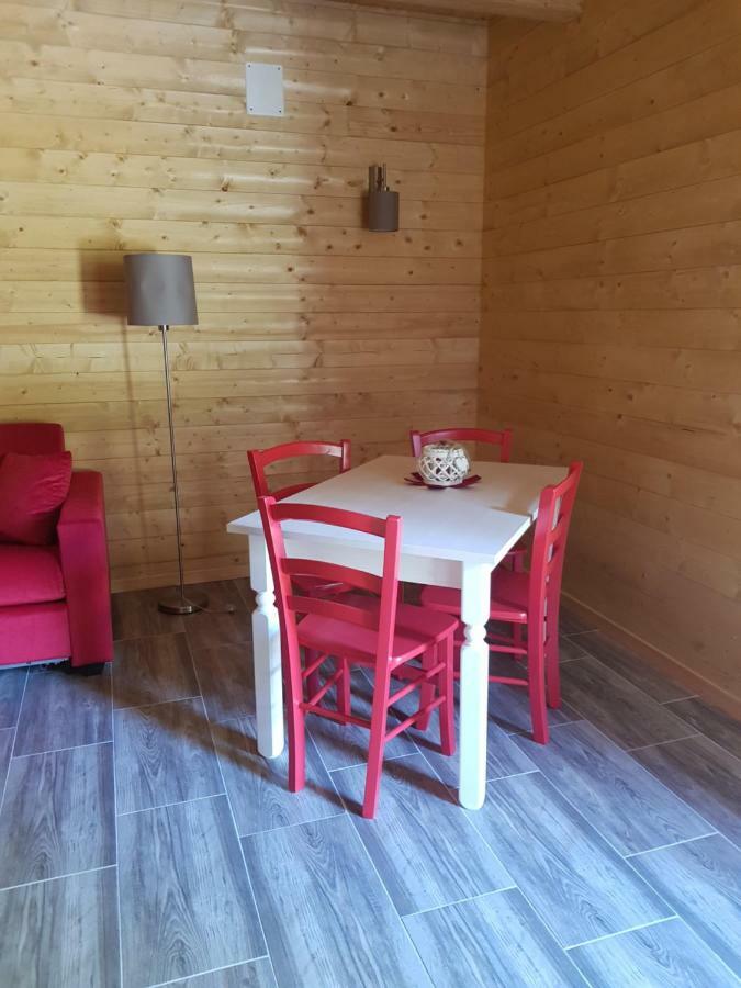 Lorica Suite Lago Bagian luar foto