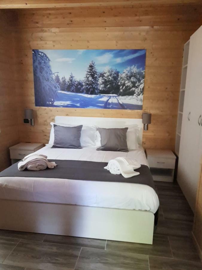 Lorica Suite Lago Bagian luar foto